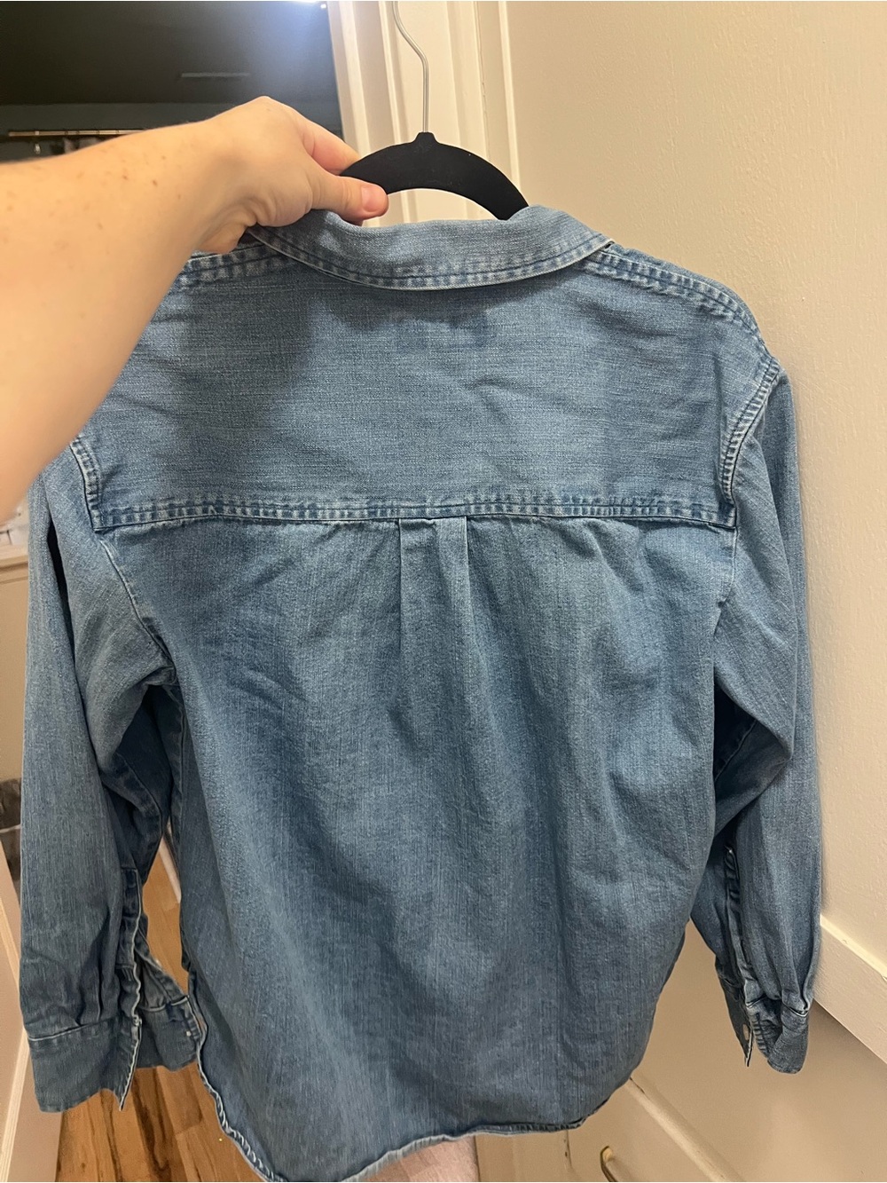 Banana Republic Washed Blue Denim Button-Up Shirt - Picture 2 of 5